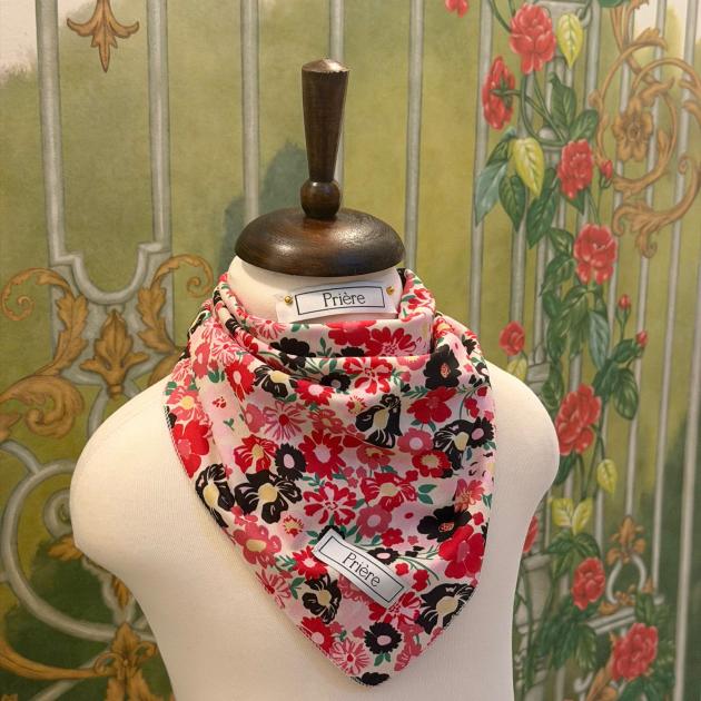 Pivoine Scarf